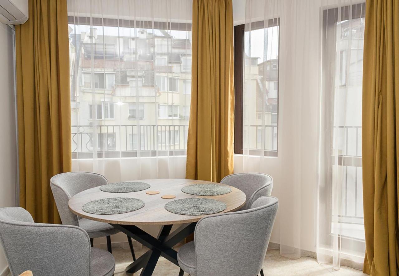 Blue Wave Varna- 2Bd Flat With Parking By Flat Mаnager Ngoại thất bức ảnh